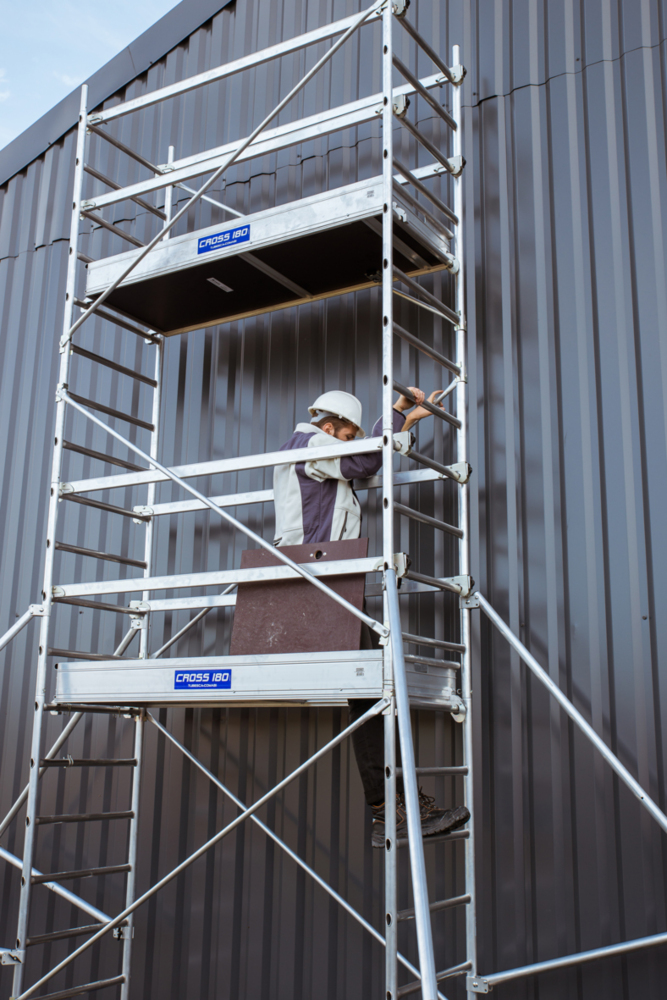 Échafaudage Roulant Cross 180 Hauteur Plancher 3.85m
