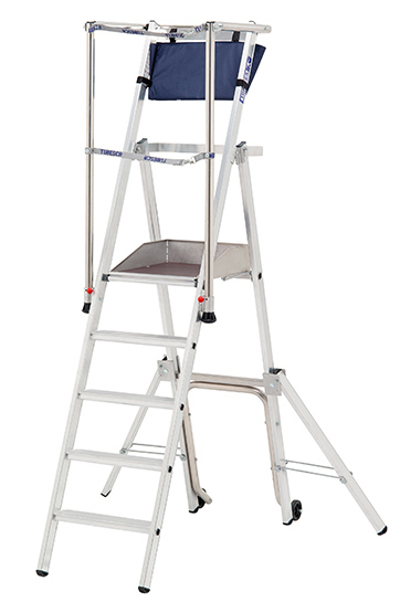 Plateforme individuelle Raptor en aluminium 3 marches, hauteur de travail 2.71m avec garde-corps de sécurité.