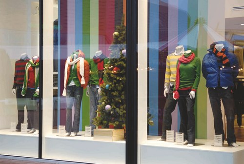 Film anti-décoloration et anti-UVA pour vitrage, en rouleau de 1.52 m x 10 m, idéal pour portes et fenêtres, protège durablement vos intérieurs.