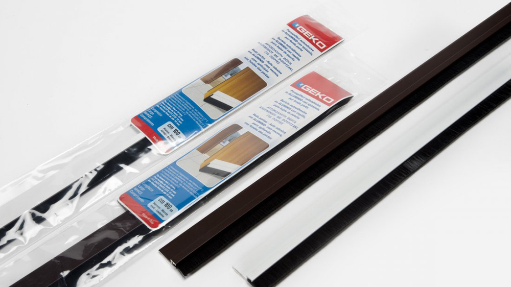 Bas de Porte Adhésif Alu Brosse Flexible 100 cm Sachet Accrochable