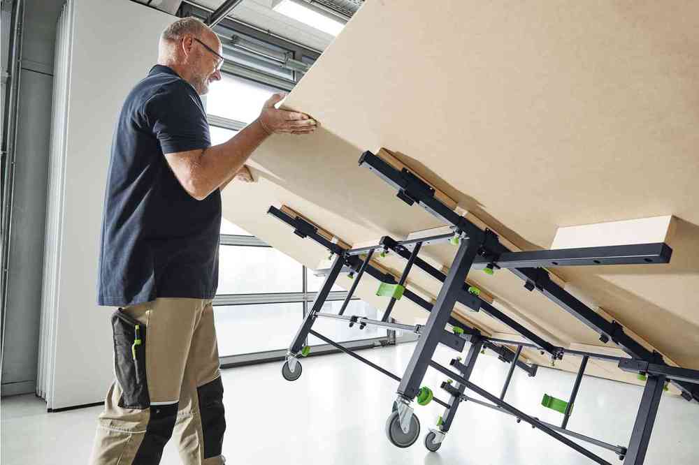 Table Mobile de Sciage et de Travail STM 1800