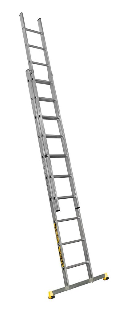 Échelle coulissante en aluminium 2 plans CM2, idéale pour les travaux de bâtiment.