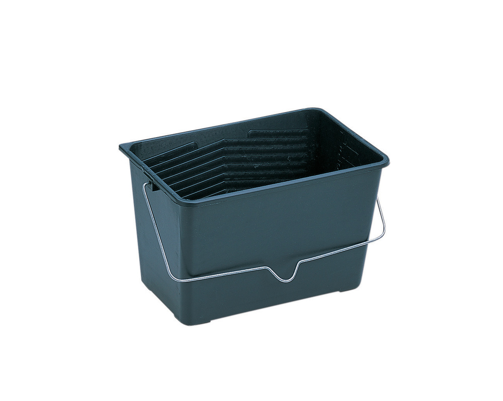 Seau à peinture 7L en plastique blanc avec anse métallique, accessoire essentiel pour peintre.