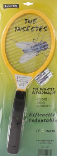 Raquette électrique contre les insectes volants