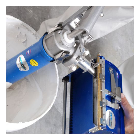 Kit Passes d'Enduit 2 Boîtes + Pompe