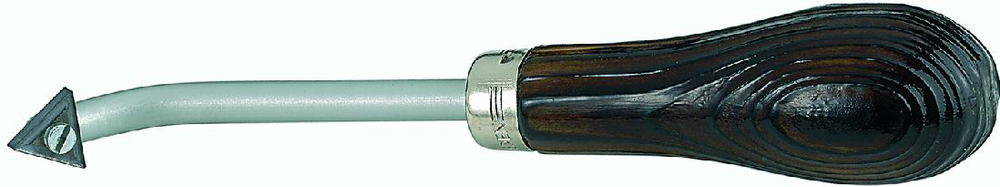 Grattoir triangulaire à manche en bois verni pour le décapage de précision.