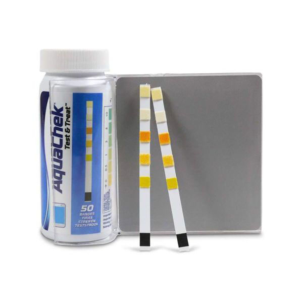 Flacon avec bandelettes de test chlore pH alcalinité pour piscine