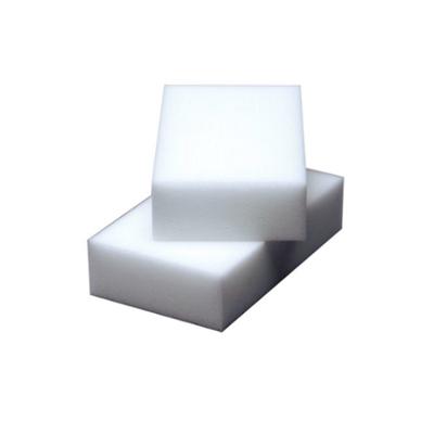 Pack de 18 éponges alvéolées jaunes pour le nettoyage multi-surfaces et la vaisselle.