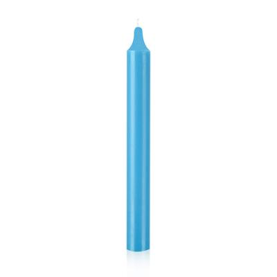 Bougie teintée masse bleu pastel cylindrique de 21 mm de diamètre et 200 mm de hauteur