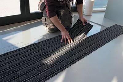 Oural Tile Tapis d'Entrée Anthracite en Lames Boite de 1m²