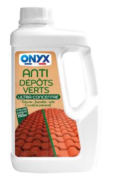 Anti Dépôts Verts Ultra Concentré 1L, nettoyant et démoussant professionnel pour toitures et façades.