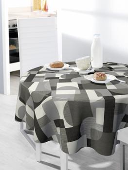 Nappe ronde 160 cm au motif graphique contemporain blanc et gris, composé de formes géométriques modernes pour une décoration dynamique et élégante.
