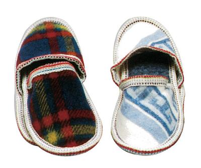 Paire de Chaussons Patin Coloris Assortis T.36-40 Paire de Chaussons Patin Coloris Assortis T.36-40